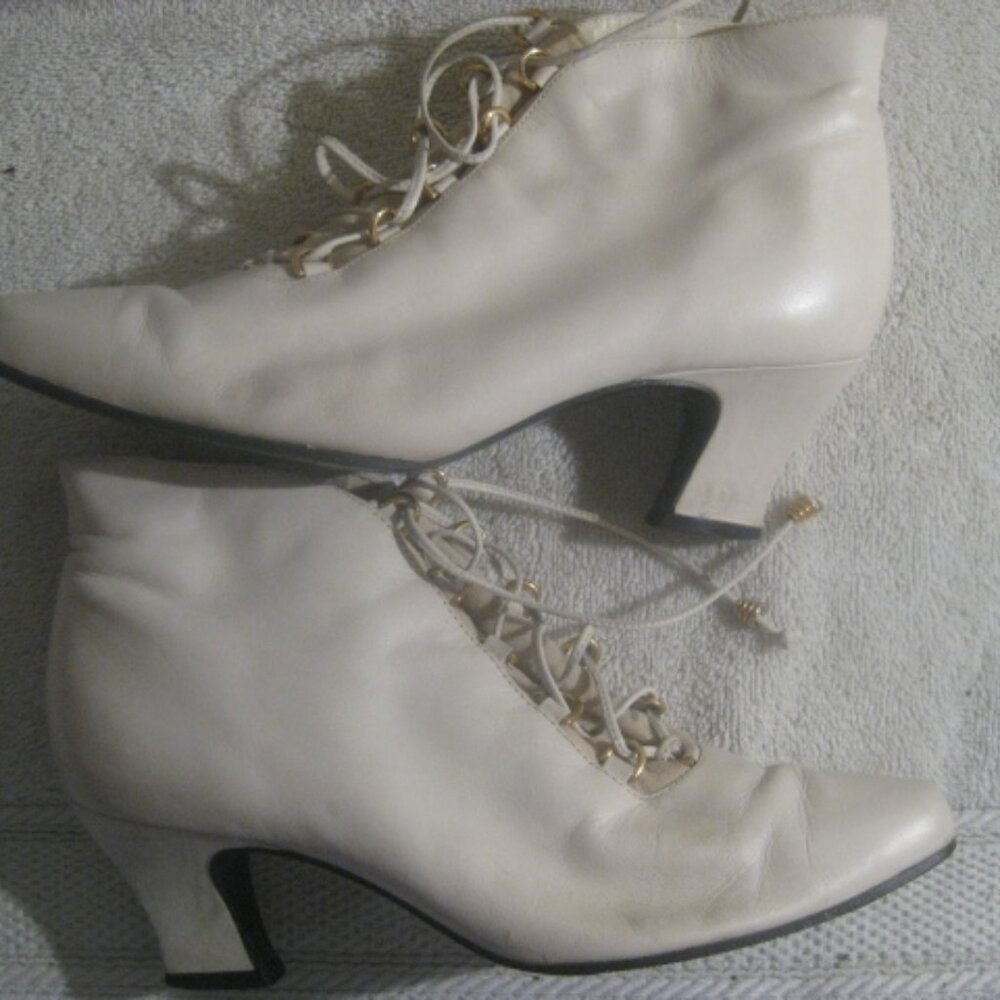 Enzo Angioline ankle boots